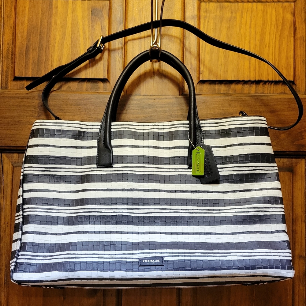 COACH BLEECKER EMBOSSED LEATHER LARGE STUDIO TOTE